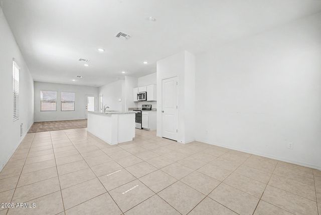 6070 E HELIOS Drive, Florence, AZ 85132
