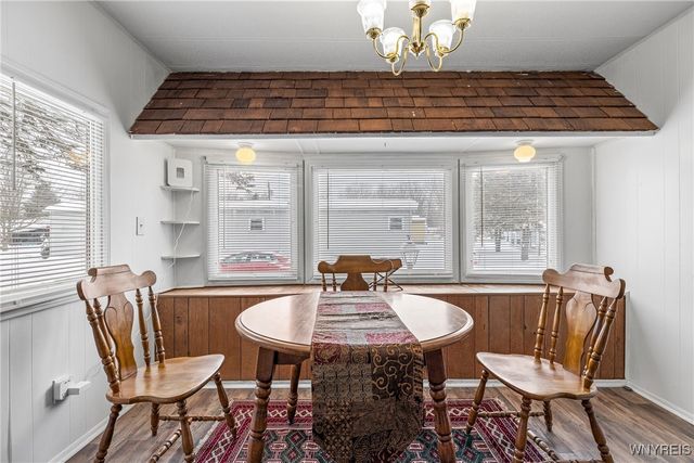 84 Carefree Lane, Cheektowaga, NY 14227