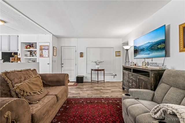 84 Carefree Lane, Cheektowaga, NY 14227