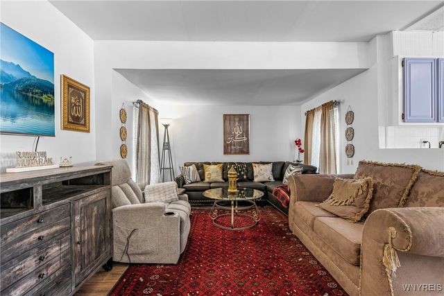 84 Carefree Lane, Cheektowaga, NY 14227