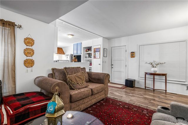 84 Carefree Lane, Cheektowaga, NY 14227