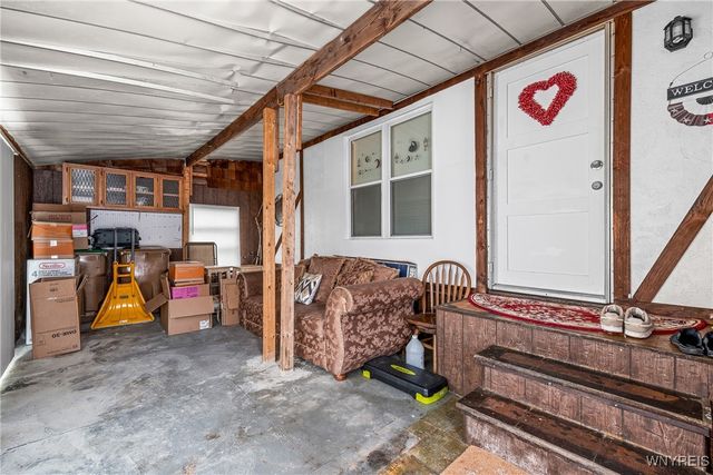 84 Carefree Lane, Cheektowaga, NY 14227