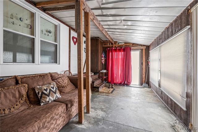 84 Carefree Lane, Cheektowaga, NY 14227