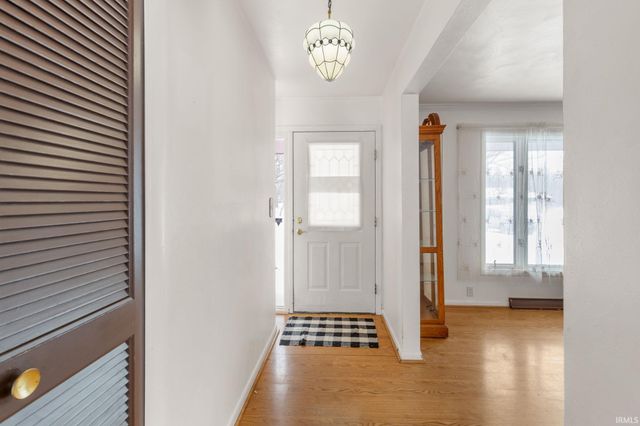 59147 Wilray Drive, Elkhart, IN 46517