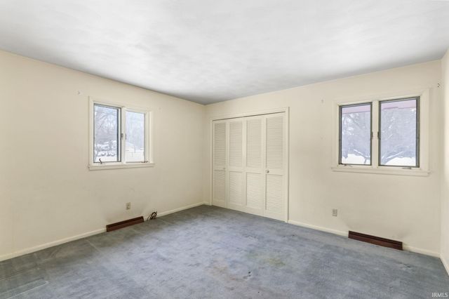 59147 Wilray Drive, Elkhart, IN 46517