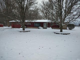 59147 Wilray Drive, Elkhart, IN 46517
