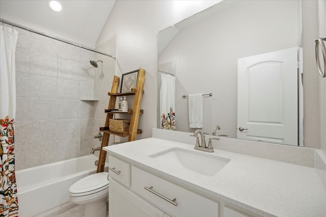 809 Mildren Lane, Fate, TX 75087