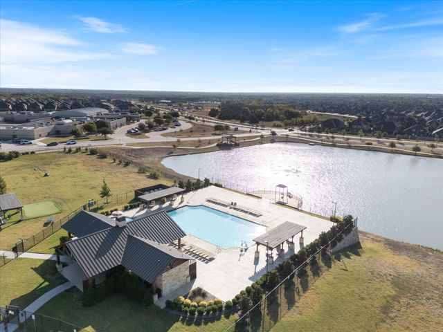 809 Mildren Lane, Fate, TX 75087