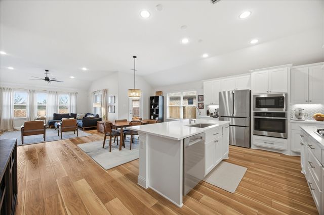 809 Mildren Lane, Fate, TX 75087