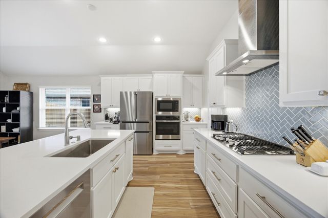 809 Mildren Lane, Fate, TX 75087