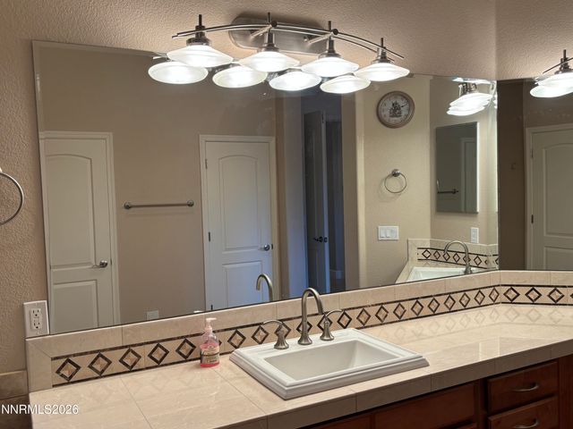 12020 Ocean View Drive, Sparks, NV 89441