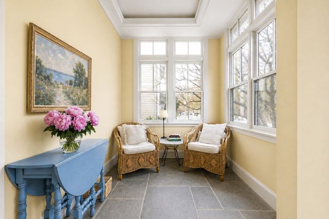 26 Circuit Ave, Newton, MA 02461