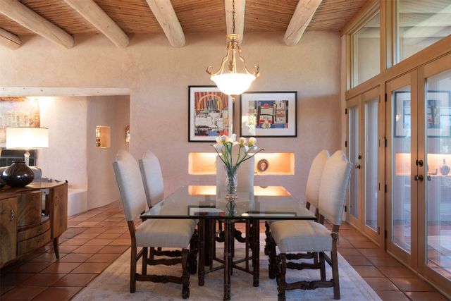 870 Paseo de Don Carlos, Santa Fe, NM 87501