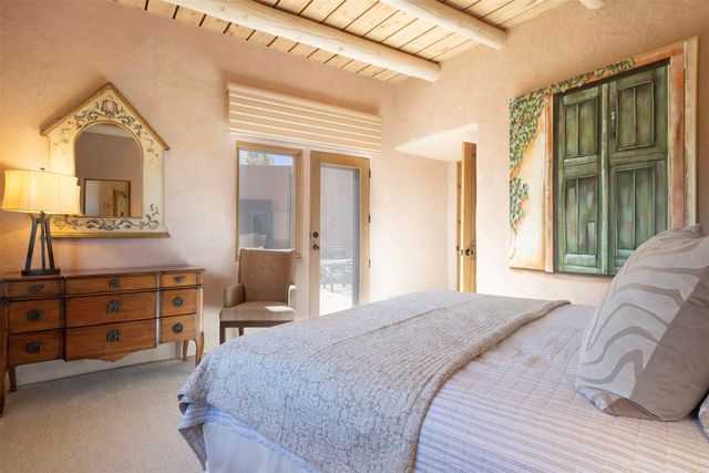 870 Paseo de Don Carlos, Santa Fe, NM 87501