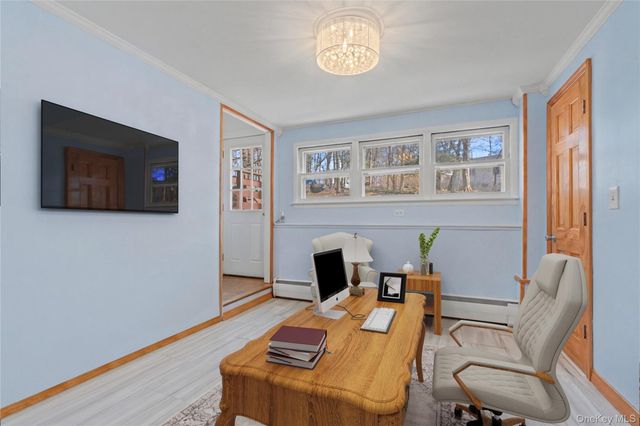 10 Horizon Hill Drive, Poughkeepsie, NY 12603