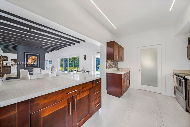 3531 SW 1st Ave ., Miami, FL 33145