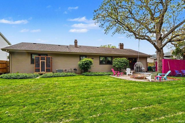 2940 Marrett Drive, Mishawaka, IN 46544
