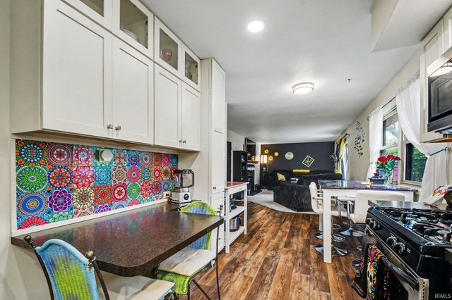 2940 Marrett Drive, Mishawaka, IN 46544