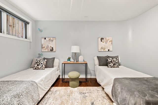 853 N Wood Street 1, Chicago, IL 60622