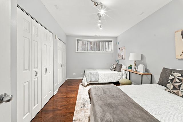 853 N Wood Street 1, Chicago, IL 60622