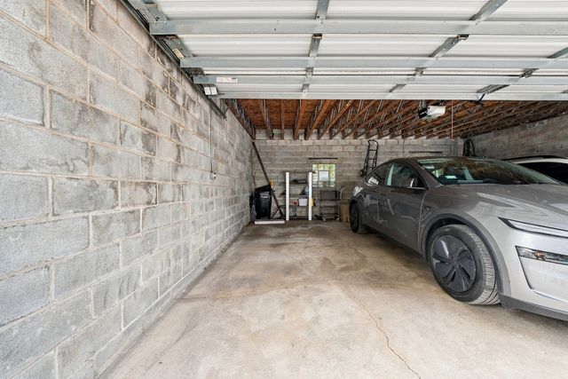 853 N Wood Street 1, Chicago, IL 60622