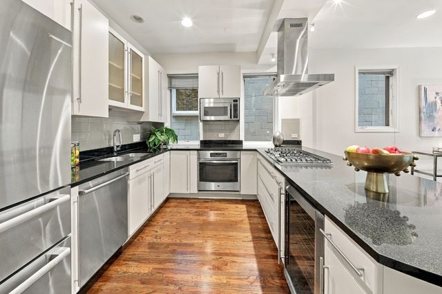 853 N Wood Street 1, Chicago, IL 60622