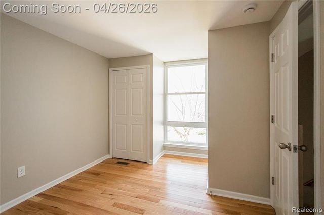 2011 Thornhill Place, Detroit, MI 48207