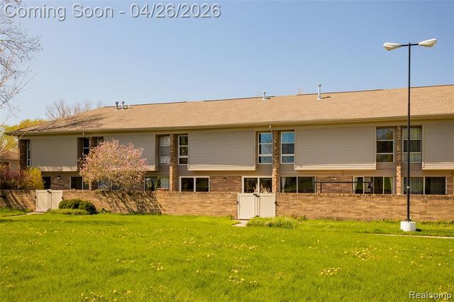 2011 Thornhill Place, Detroit, MI 48207