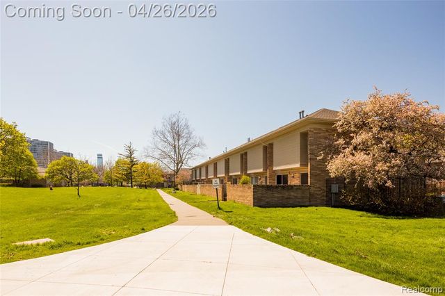 2011 Thornhill Place, Detroit, MI 48207