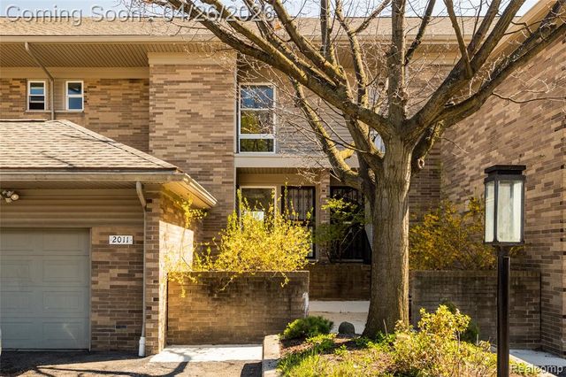 2011 Thornhill Place, Detroit, MI 48207