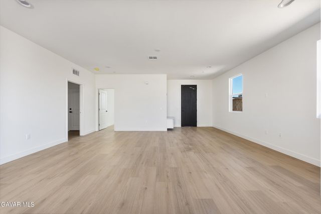 9701 Susan Avenue, California City, CA 93505