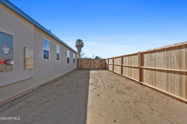 9701 Susan Avenue, California City, CA 93505