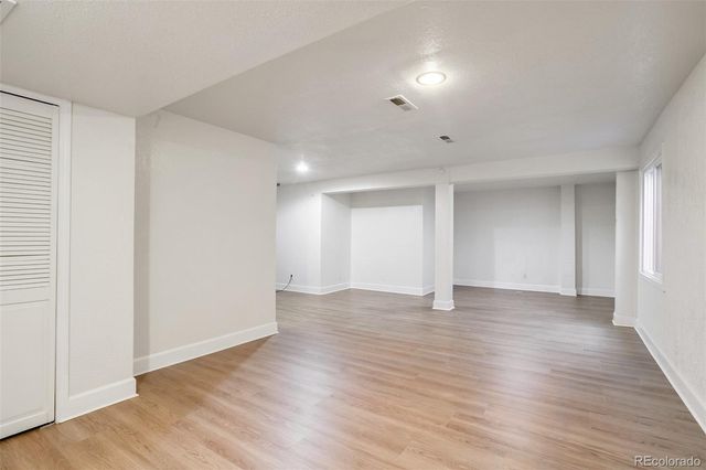 9633 E Caley Circle, Englewood, CO 80111