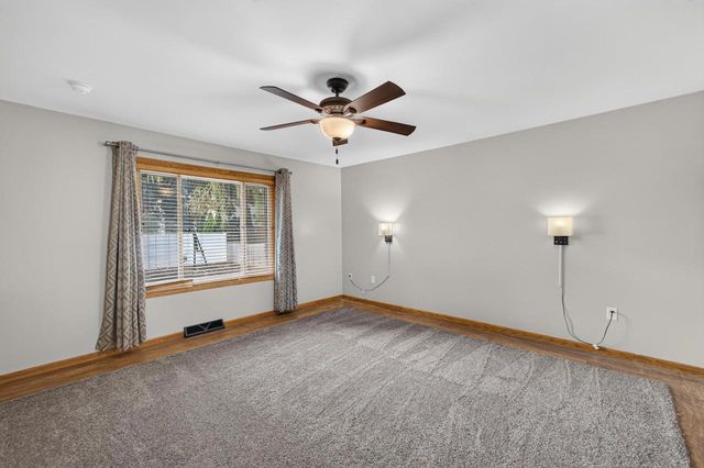 408 Pinehurst Drive, Waunakee, WI 53597