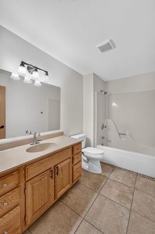 408 Pinehurst Drive, Waunakee, WI 53597