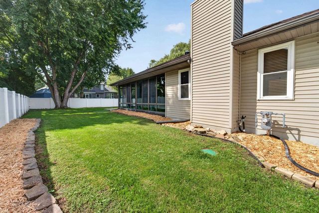 408 Pinehurst Drive, Waunakee, WI 53597