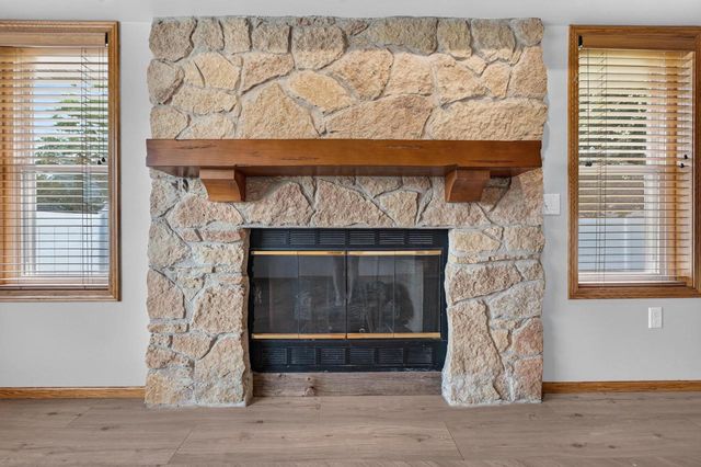 408 Pinehurst Drive, Waunakee, WI 53597