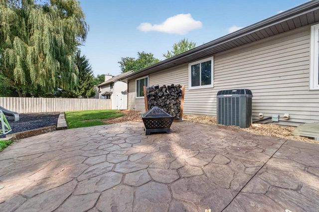 408 Pinehurst Drive, Waunakee, WI 53597