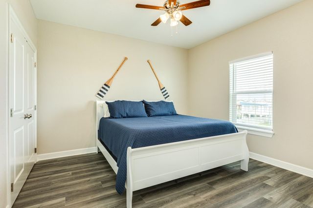 523 Thunder Road, Surfside Beach, TX 77541