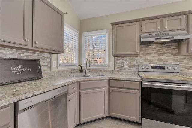 3089 Kaley NW Drive, Kennesaw, GA 30152