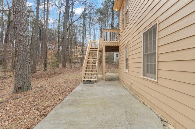 3089 Kaley NW Drive, Kennesaw, GA 30152