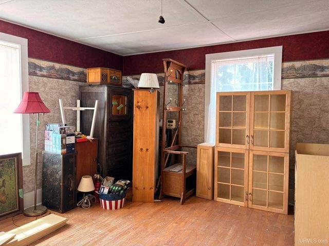 13839 Wells 21.2 Street, Nahma, MI 49864
