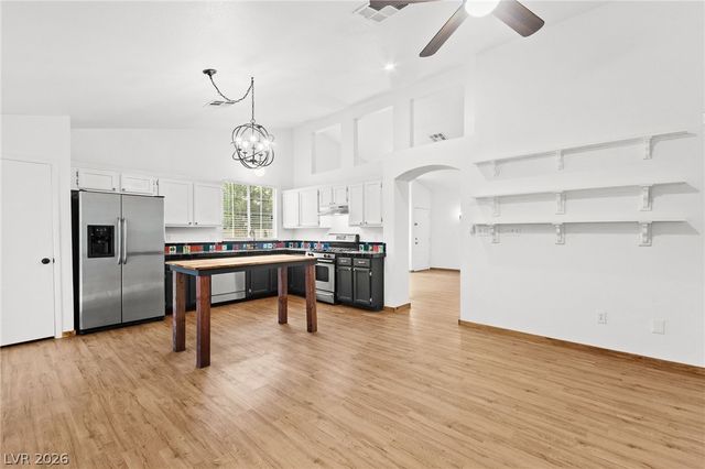 7749 Kasmere Falls Drive, Las Vegas, NV 89149