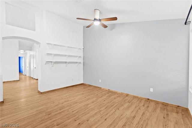 7749 Kasmere Falls Drive, Las Vegas, NV 89149