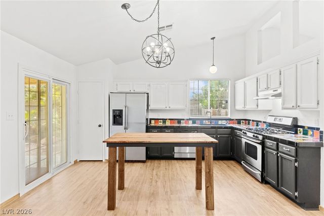 7749 Kasmere Falls Drive, Las Vegas, NV 89149