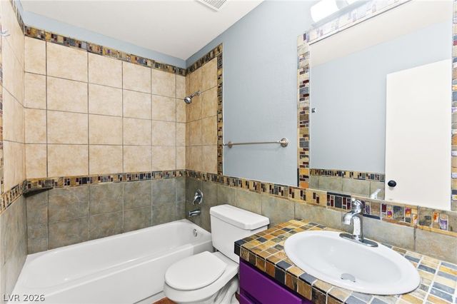 7749 Kasmere Falls Drive, Las Vegas, NV 89149