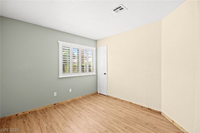 7749 Kasmere Falls Drive, Las Vegas, NV 89149