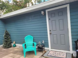 8923 N LYNN AVENUE, Tampa, FL 33604