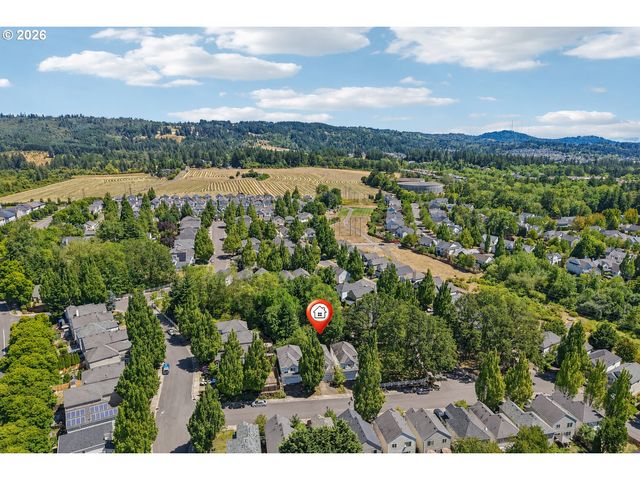 6476 Nw SHELSAM Ter, Portland, OR 97229