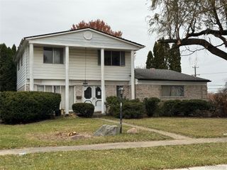 36737 Lanigan Drive, Sterling Heights, MI 48312